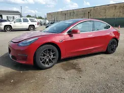 5YJ3E1EB6JF104588 2018 TESLA MODEL 3