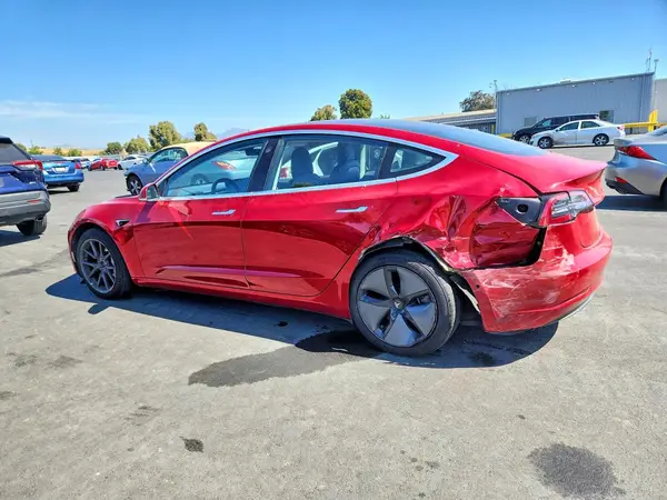 5YJ3E1EB6JF104770 2018 TESLA MODEL 3 - Image 2