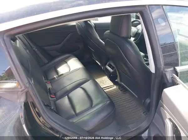 5YJ3E1EB6JF106681 2018 TESLA MODEL 3 - Image 8
