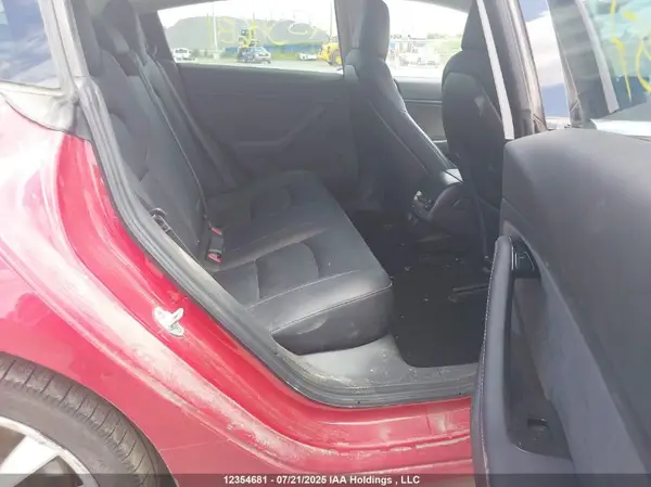 5YJ3E1EB6JF107457 2018 TESLA MODEL 3 - Image 8