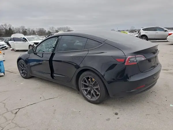5YJ3E1EB6JF113145 2018 TESLA MODEL 3 - Image 2