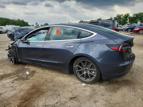 5YJ3E1EB6JF114103 2018 TESLA MODEL 3 - Image 2