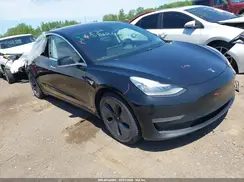 5YJ3E1EB6JF118880 2018 TESLA MODEL 3