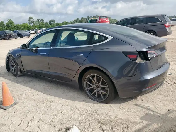 5YJ3E1EB6JF119253 2018 TESLA MODEL 3 - Image 2
