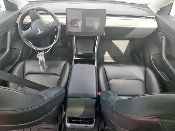 5YJ3E1EB6JF119253 2018 TESLA MODEL 3 - Image 8