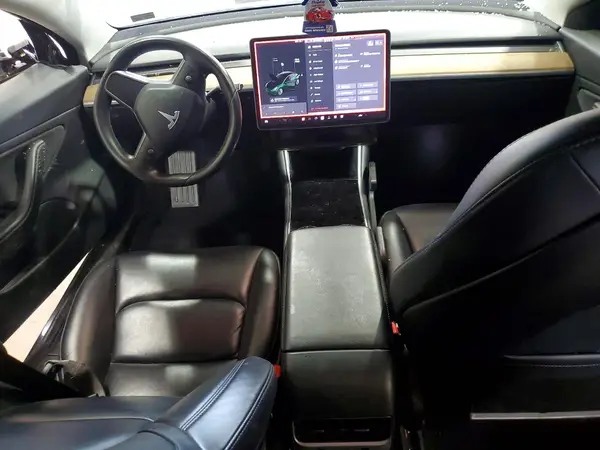 5YJ3E1EB6JF121178 2018 TESLA MODEL 3 - Image 8