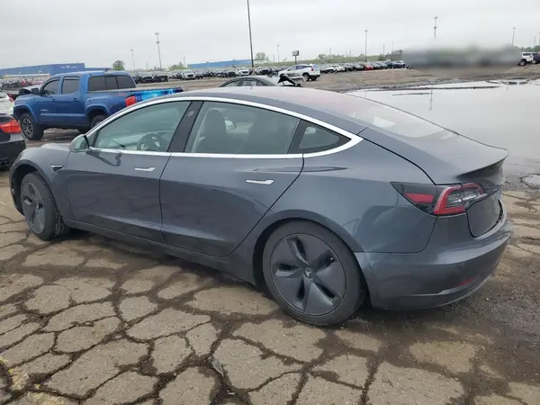 5YJ3E1EB6JF128471 2018 TESLA MODEL 3 - Image 2