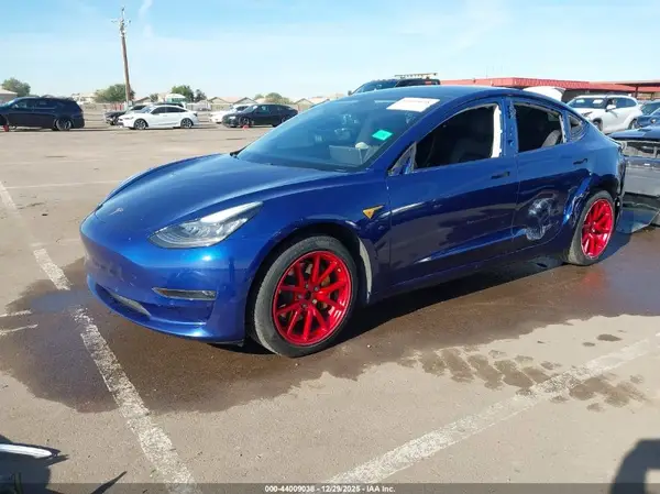5YJ3E1EB6JF131046 2018 TESLA MODEL 3 - Image 2