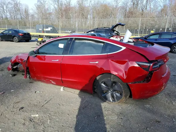 5YJ3E1EB6JF133699 2018 TESLA MODEL 3 - Image 2