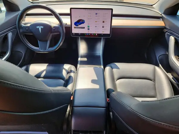 5YJ3E1EB6JF133962 2018 TESLA MODEL 3 - Image 8