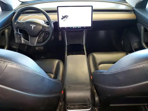 5YJ3E1EB6JF134268 2018 TESLA MODEL 3 - Image 8