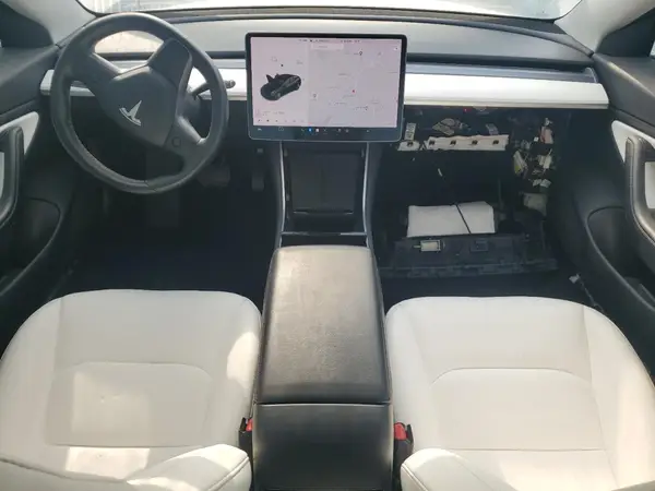 5YJ3E1EB6JF134920 2018 TESLA MODEL 3 - Image 8