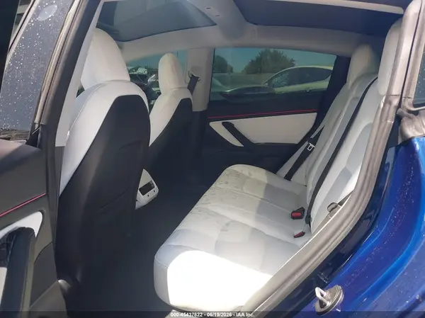 5YJ3E1EB6JF136022 2018 TESLA MODEL 3 - Image 8