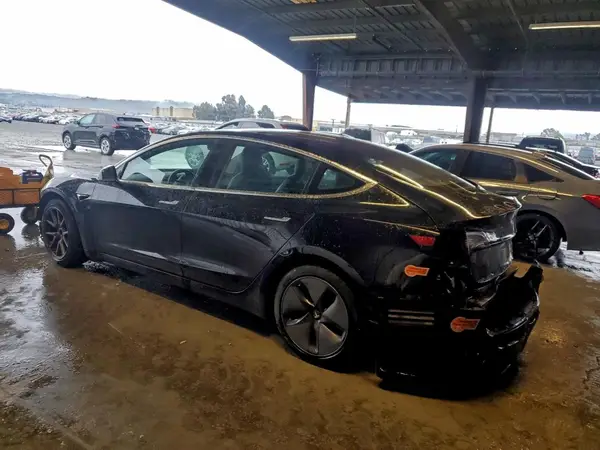 5YJ3E1EB6JF144265 2018 TESLA MODEL 3 - Image 2