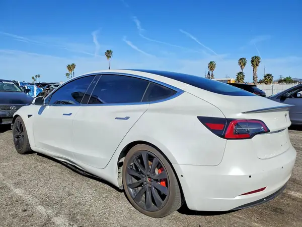 5YJ3E1EB6JF148428 2018 TESLA MODEL 3 - Image 2