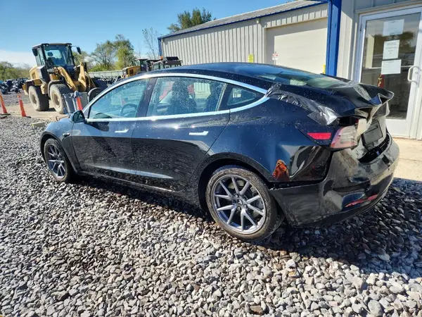 5YJ3E1EB6JF178626 2018 TESLA MODEL 3 - Image 2
