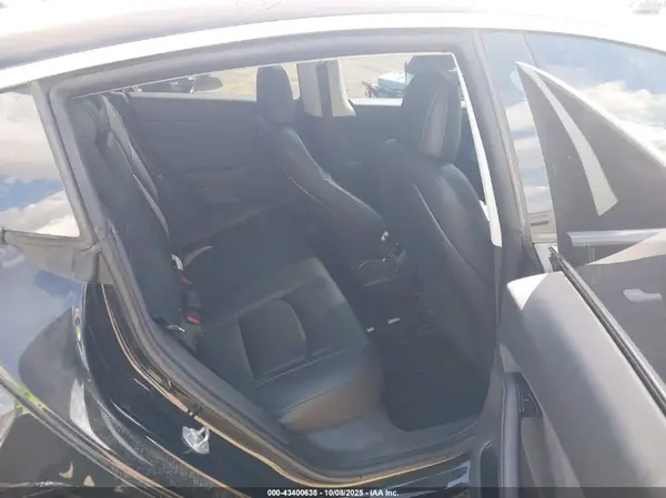 5YJ3E1EB6JF178836 2018 TESLA MODEL 3 - Image 8