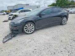5YJ3E1EB6JF184636 2018 TESLA MODEL 3