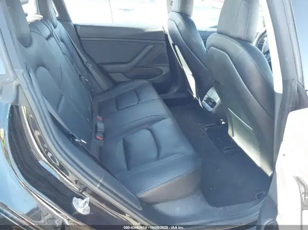 5YJ3E1EB6JF184958 2018 TESLA MODEL 3 - Image 8