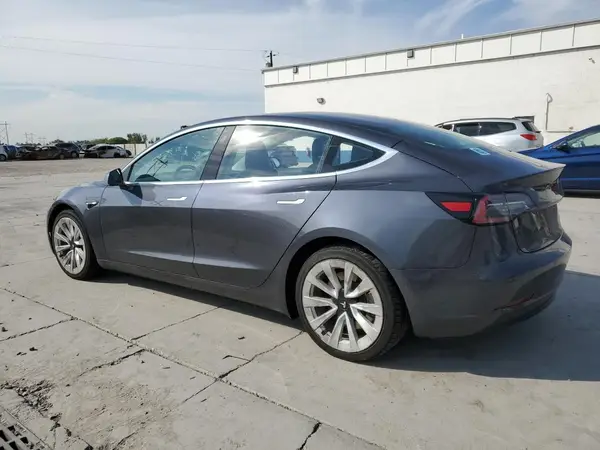 5YJ3E1EB6JF185205 2018 TESLA MODEL 3 - Image 2