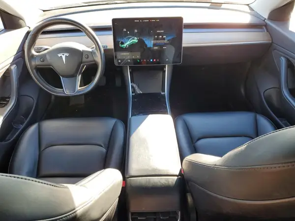 5YJ3E1EB6JF186712 2018 TESLA MODEL 3 - Image 8