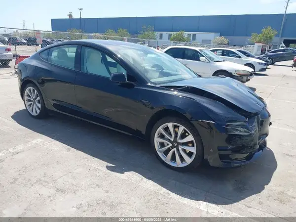 5YJ3E1EB6KF192477 2019 TESLA MODEL 3 - Image 1