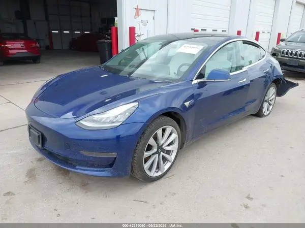 5YJ3E1EB6KF195475 2019 TESLA MODEL 3 - Image 2