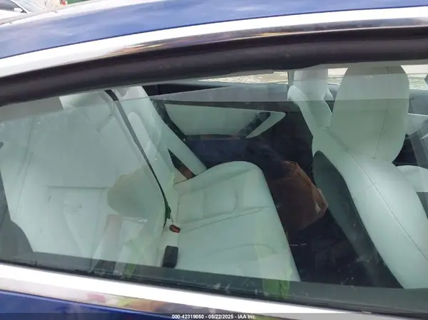 5YJ3E1EB6KF195475 2019 TESLA MODEL 3 - Image 8