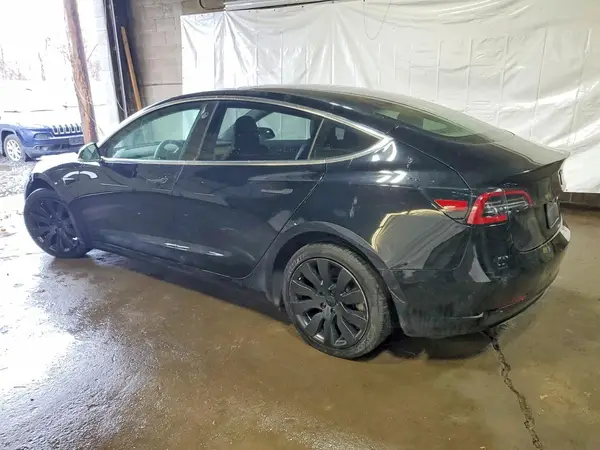 5YJ3E1EB6KF208872 2019 TESLA MODEL 3 - Image 2