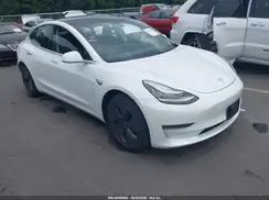5YJ3E1EB6KF211738 2019 TESLA MODEL 3