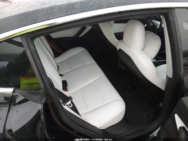 5YJ3E1EB6KF230483 2019 TESLA MODEL 3 - Image 8