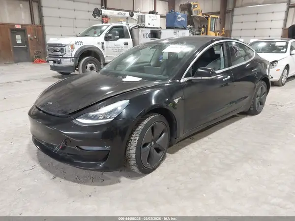 5YJ3E1EB6KF367939 2019 TESLA MODEL 3 - Image 2