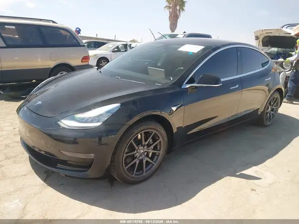 5YJ3E1EB6KF384515 2019 TESLA MODEL 3 - Image 2