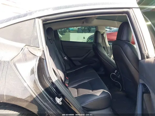 5YJ3E1EB6KF384840 2019 TESLA MODEL 3 - Image 8