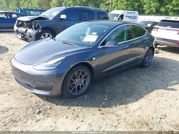 5YJ3E1EB6KF386474 2019 TESLA MODEL 3 - Image 2