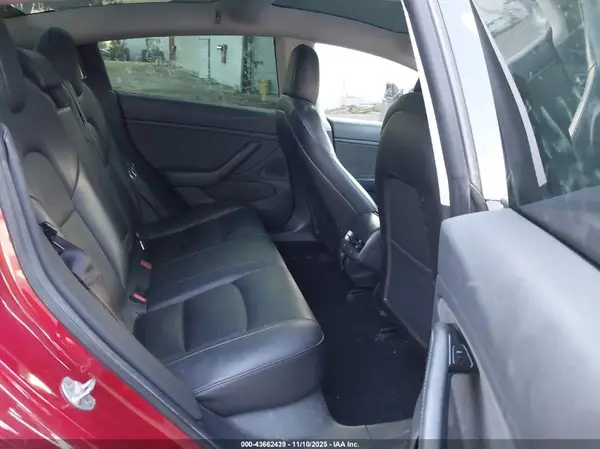 5YJ3E1EB6KF387284 2019 TESLA MODEL 3 - Image 8