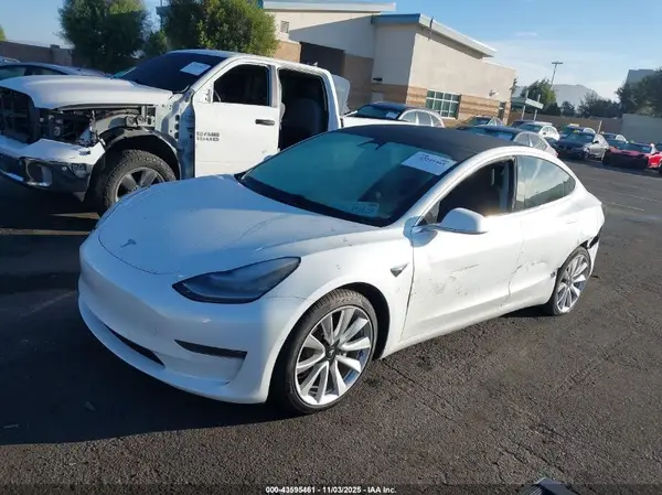 5YJ3E1EB6KF390184 2019 TESLA MODEL 3 - Image 2
