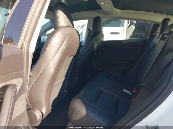 5YJ3E1EB6KF390184 2019 TESLA MODEL 3 - Image 8