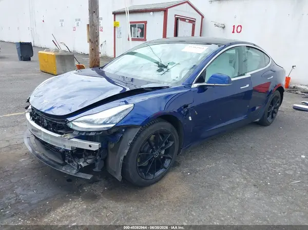 5YJ3E1EB6KF391030 2019 TESLA MODEL 3 - Image 2