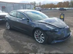 5YJ3E1EB6KF392923 2019 TESLA MODEL 3