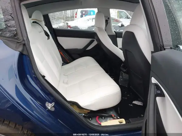 5YJ3E1EB6KF393599 2019 TESLA MODEL 3 - Image 8