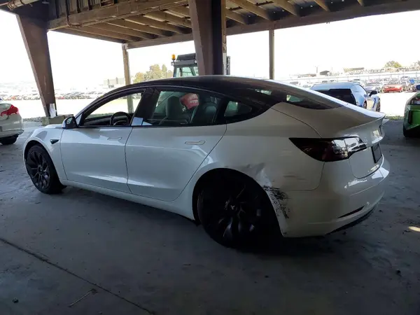 5YJ3E1EB6KF408330 2019 TESLA MODEL 3 - Image 2
