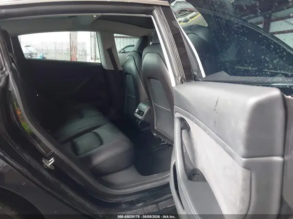 5YJ3E1EB6KF408425 2019 TESLA MODEL 3 - Image 8