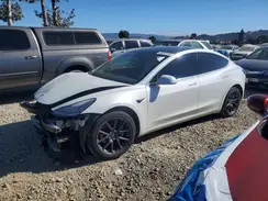5YJ3E1EB6KF421577 2019 TESLA MODEL 3