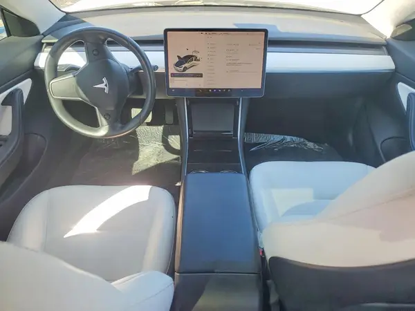5YJ3E1EB6KF421577 2019 TESLA MODEL 3 - Image 8