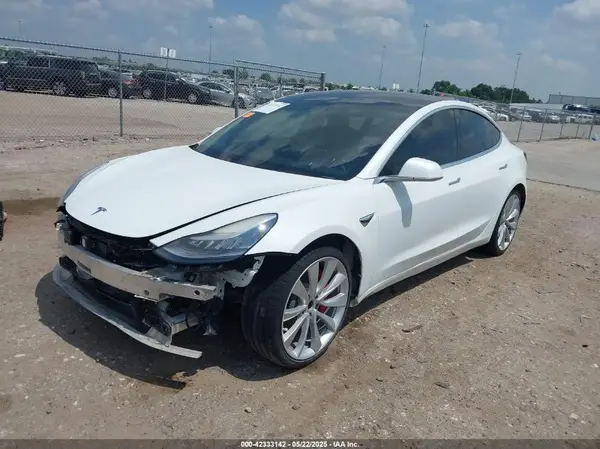 5YJ3E1EB6KF425631 2019 TESLA MODEL 3 - Image 2
