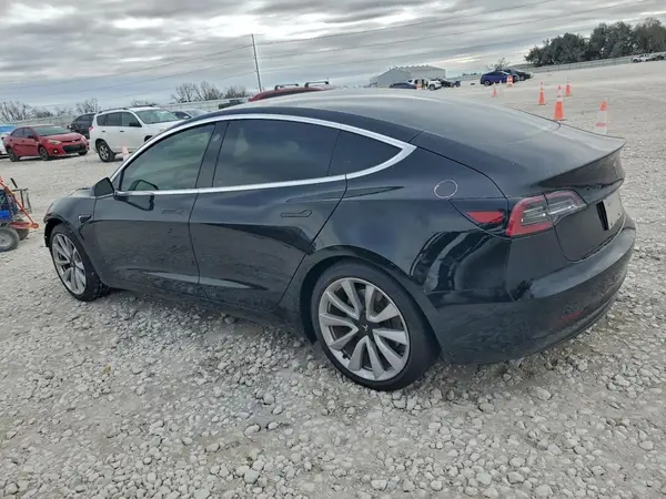 5YJ3E1EB6KF437505 2019 TESLA MODEL 3 - Image 2