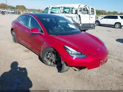 5YJ3E1EB6KF440520 2019 TESLA MODEL 3