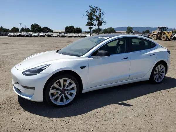 5YJ3E1EB6KF442445 2019 TESLA MODEL 3 - Image 1