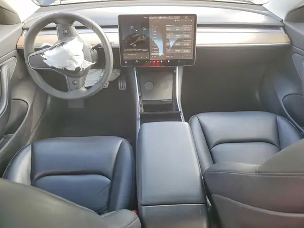 5YJ3E1EB6KF447645 2019 TESLA MODEL 3 - Image 8